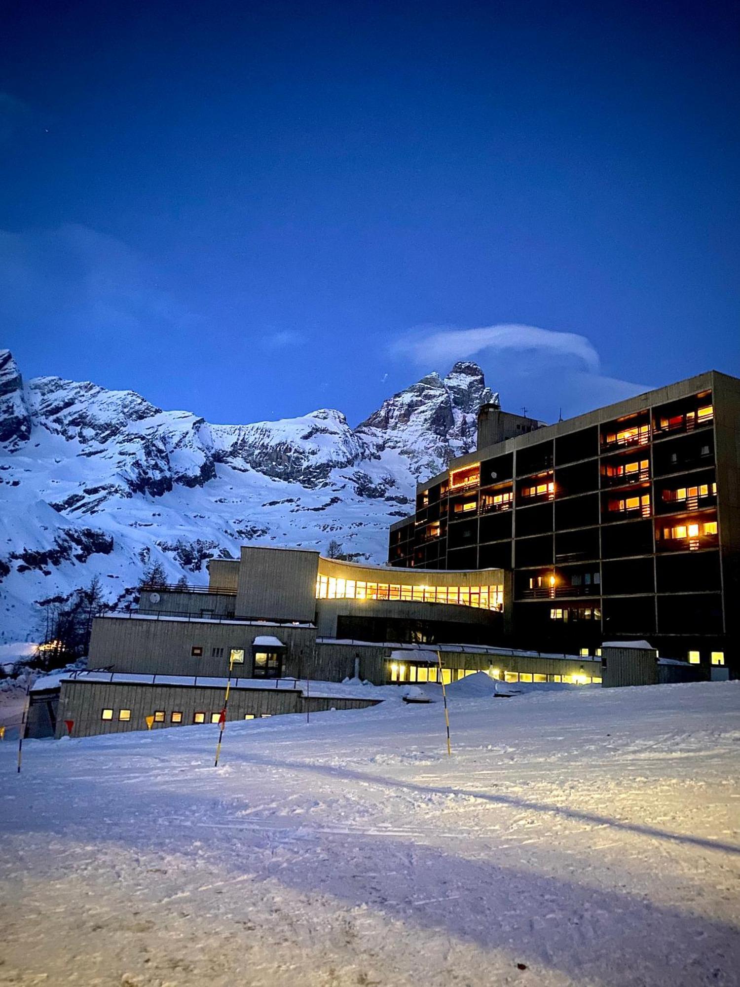 Ski Paradise - Cielo Alto Cervinia Breuil-Cervinia Exterior photo